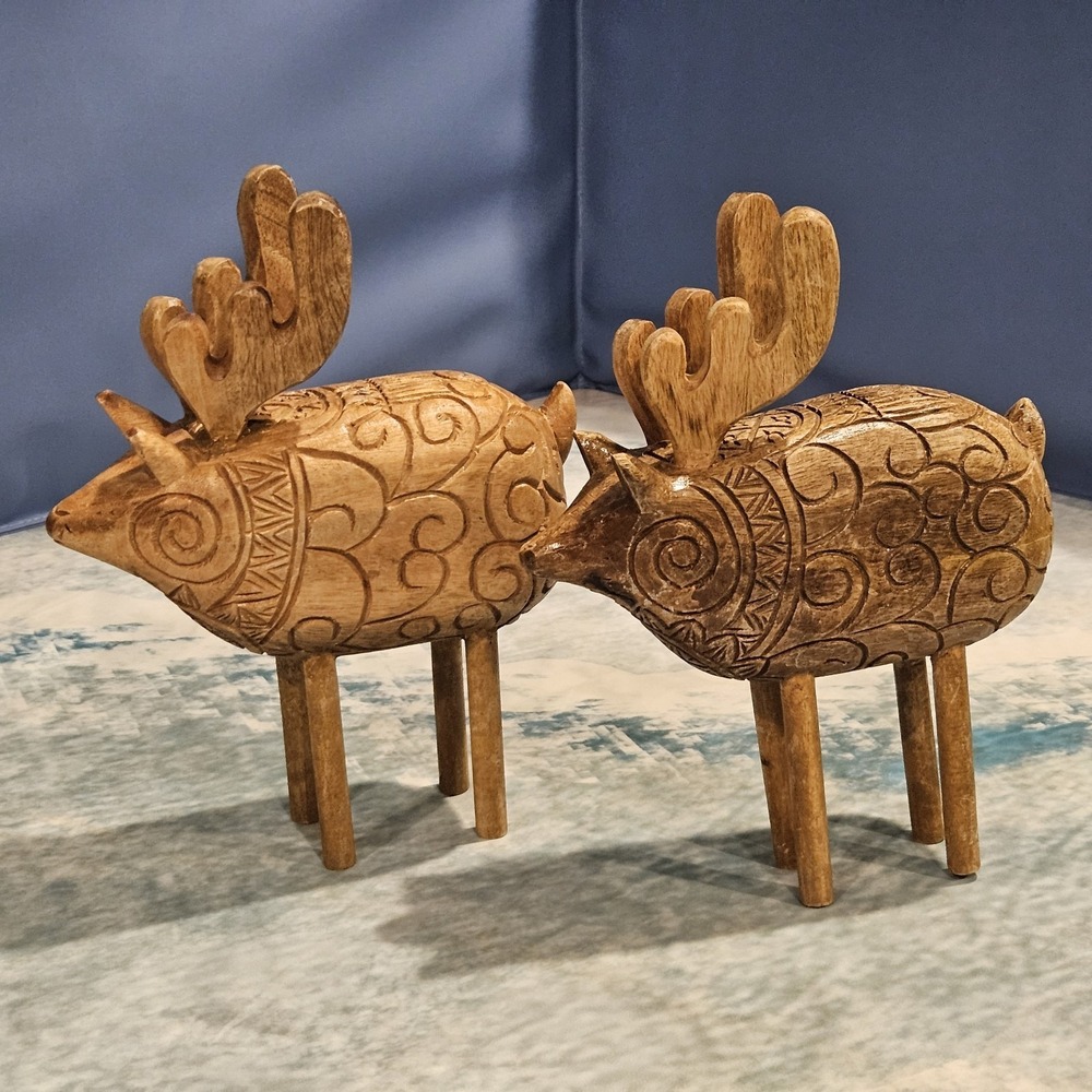 Hand Carved Wooden Deer Figurines Rustic Cabin‎ Lodge Woodland Decor Set Of 2